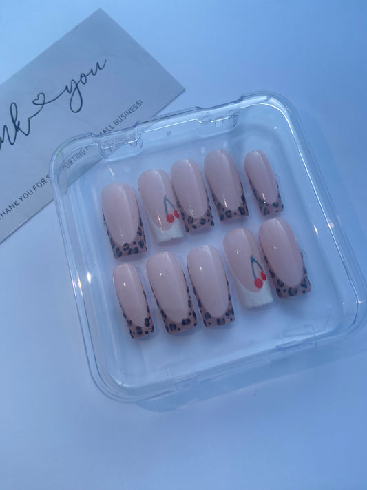 Leopard luxe press on nail set