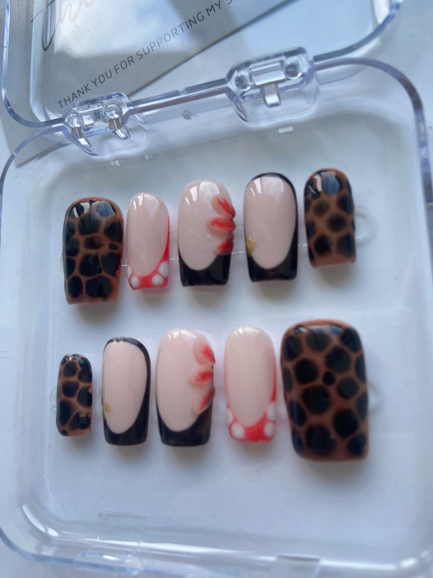 Savage bloom press on nail set